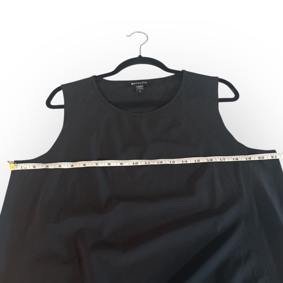 Athleta Sleeveless  Zephyr Refined Tank Size Large - Picture 4 of 6